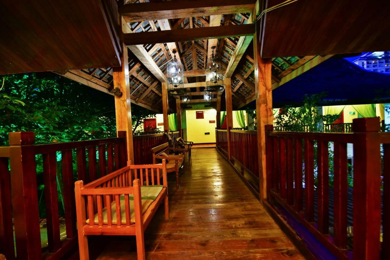 Xishuangbanna Elephant Home Guesthouse Jinghong Eksteriør bilde